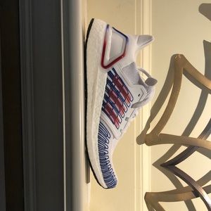 Ultra Boosts 20’s Size: 10 1/2 US